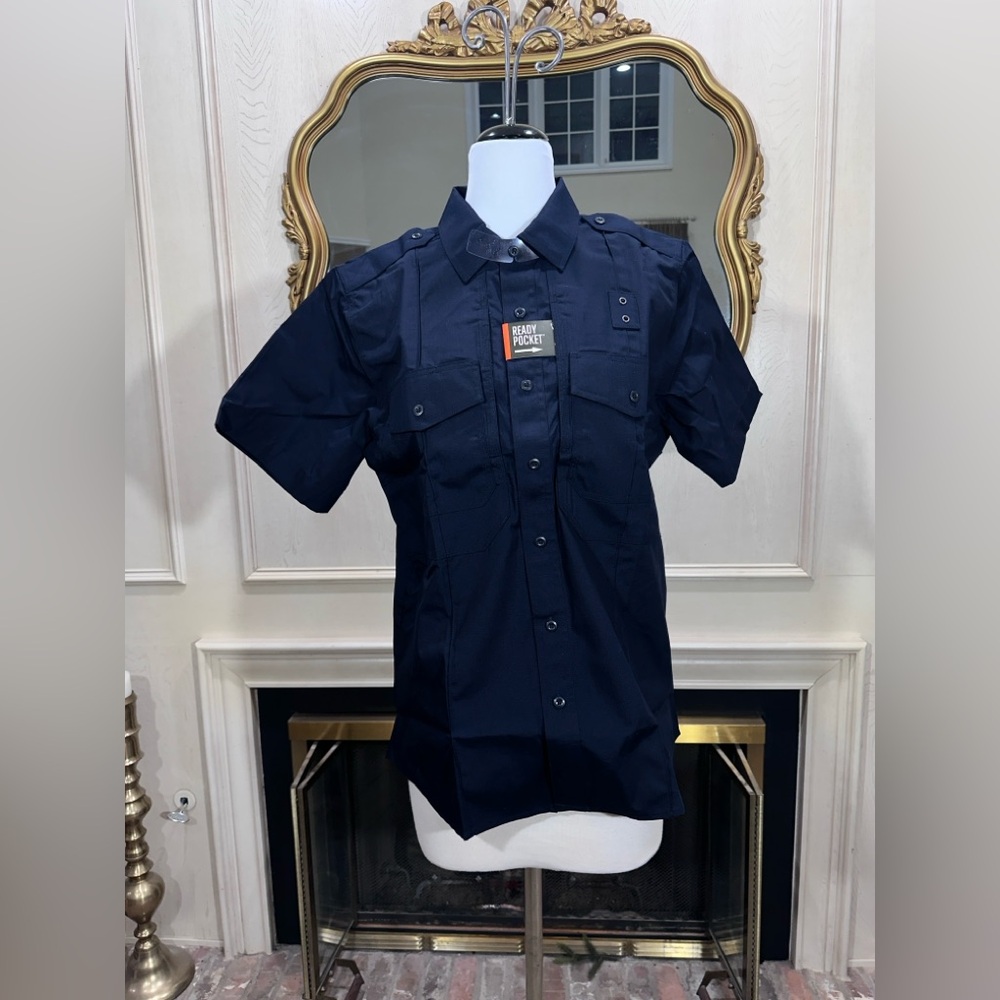 5.11 Tactical Men’s Shirt Medium Gorpcore Utilitarian‎